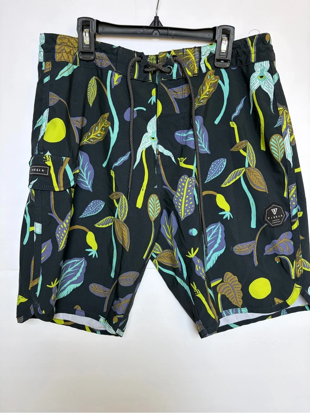 Vissla Men’s 31 Floral Tropical Board Shorts Poly Stretch Quick Dry